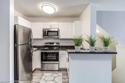 274 Verdi Court Wheaton IL 60189