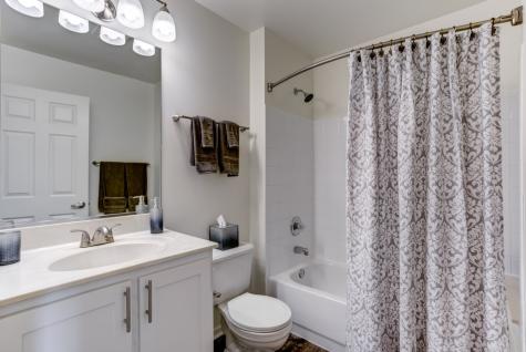 274 Verdi Court Wheaton IL 60189