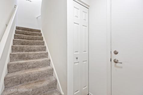274 Verdi Court Wheaton IL 60189