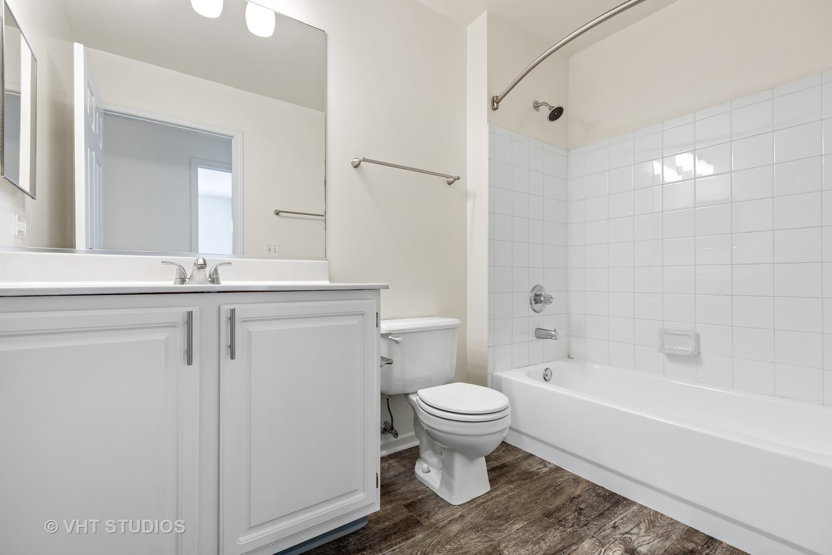 274 Verdi Court Wheaton IL 60189