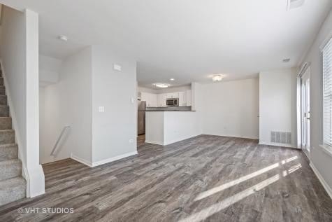 274 Verdi Court Wheaton IL 60189