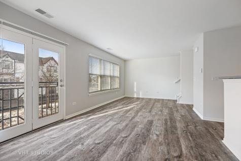 274 Verdi Court Wheaton IL 60189