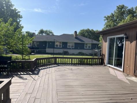 253 West Kimbell Avenue Elmhurst IL 60126