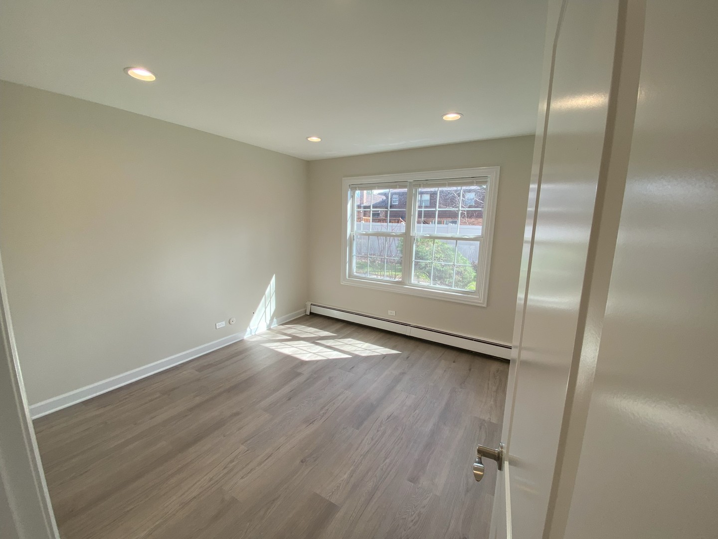 785 Pershing Avenue Glen Ellyn IL 60137