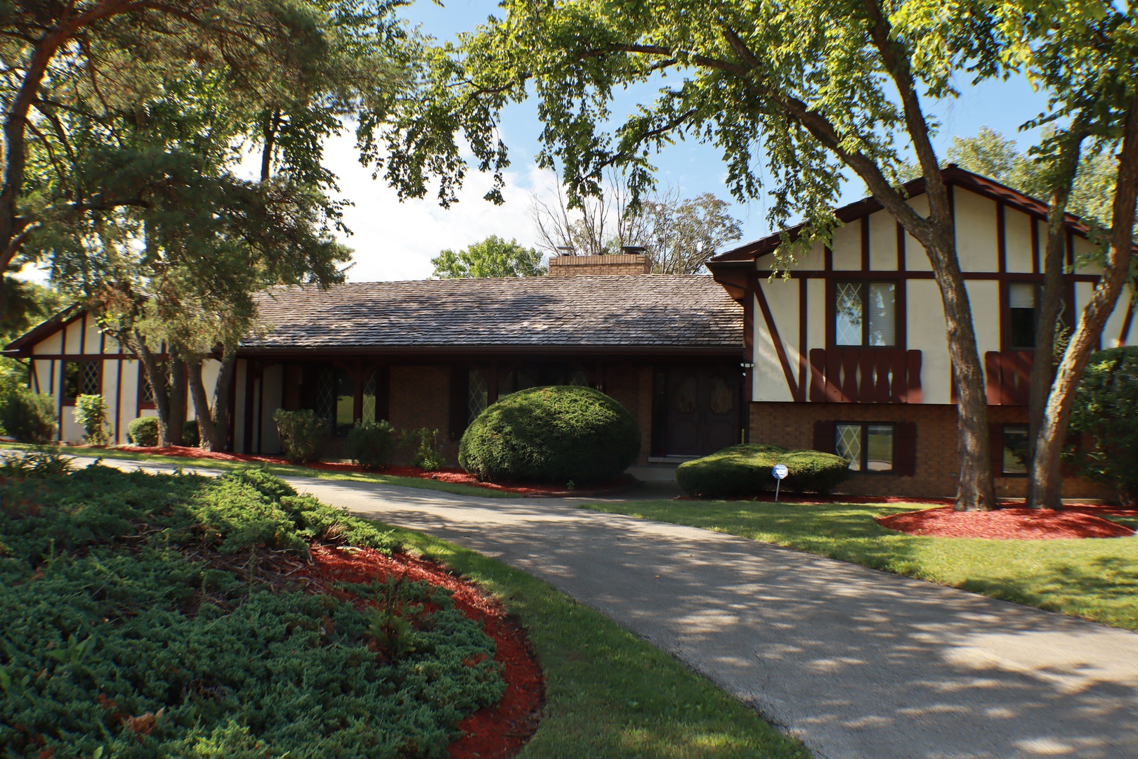 44 Kingston Drive Oak Brook IL 60523