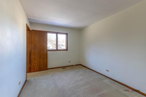2450 Chas Drive Rolling Meadows IL 60008