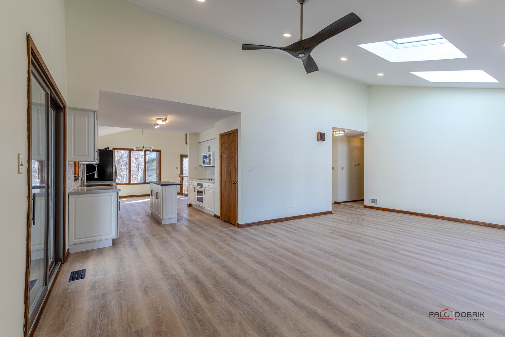2450 Chas Drive Rolling Meadows IL 60008