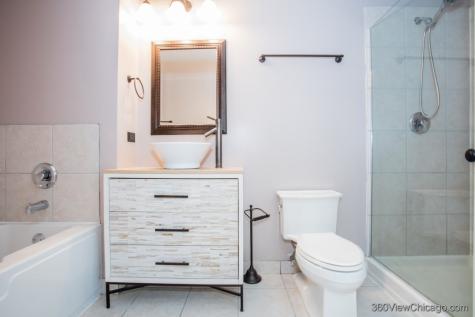 41 East 8th Street Chicago IL 60605