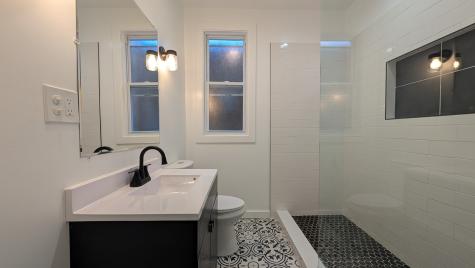 5028 West Lawrence Avenue Chicago IL 60630