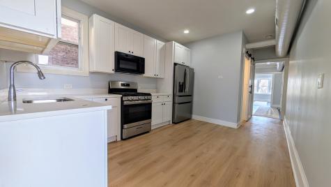 5028 West Lawrence Avenue Chicago IL 60630