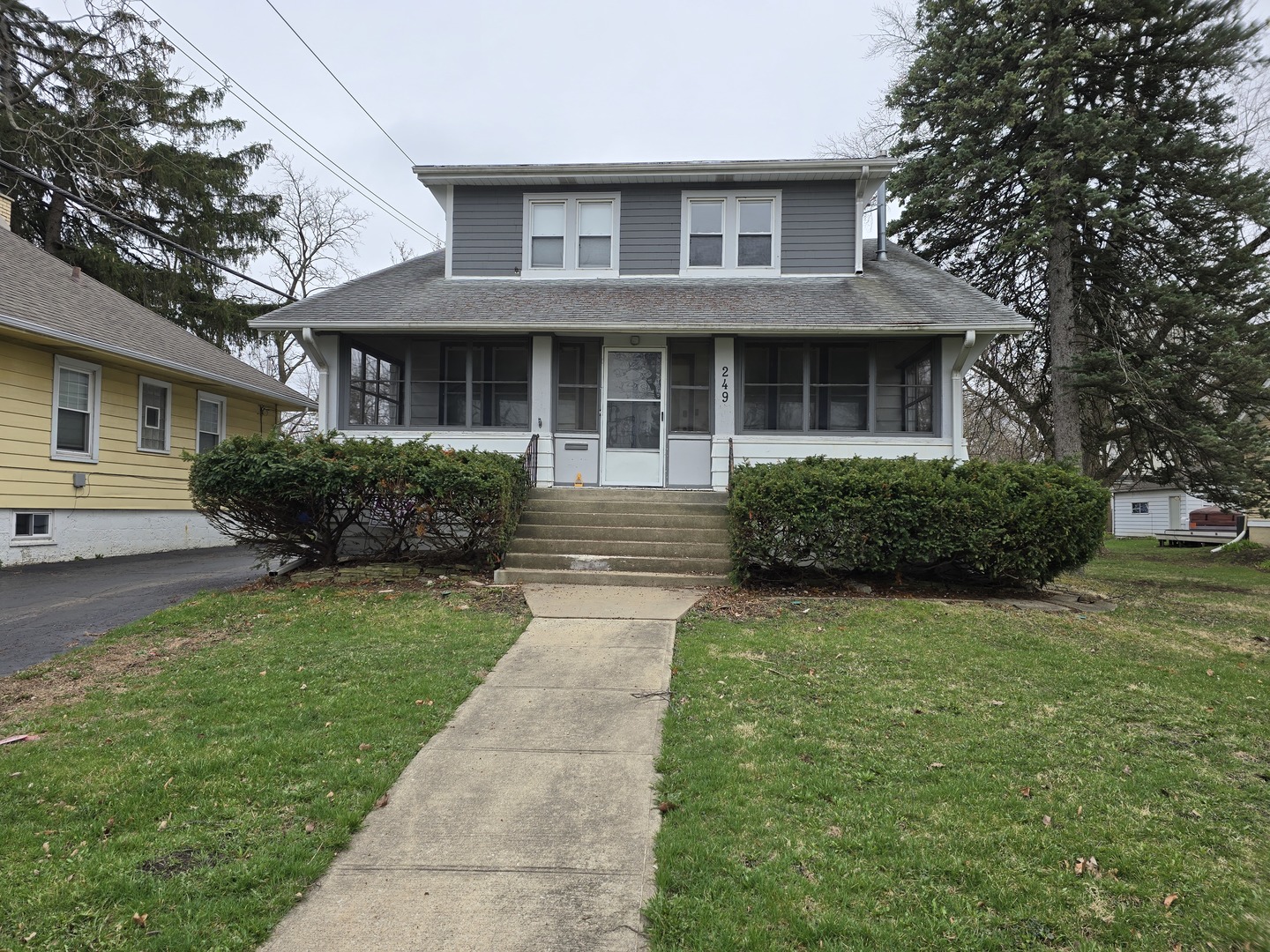 249 East Park Boulevard Villa Park IL 60181