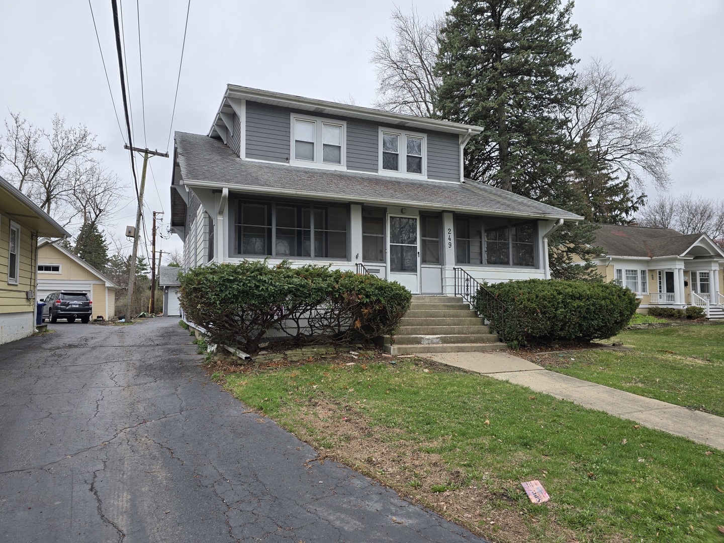 249 East Park Boulevard Villa Park IL 60181