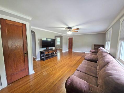 249 East Park Boulevard Villa Park IL 60181