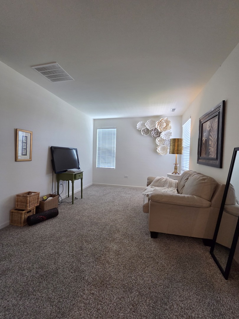 1801 Turtle Creek Drive Aurora IL 60503