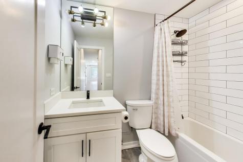 552 East 46th Place Chicago IL 60653