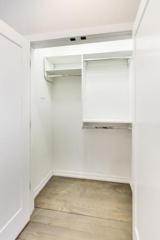 552 East 46th Place Chicago IL 60653