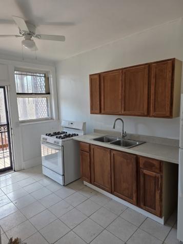 1853 East 79th Street Chicago IL 60649