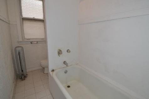 1917 West Winnemac Avenue Chicago IL 60640