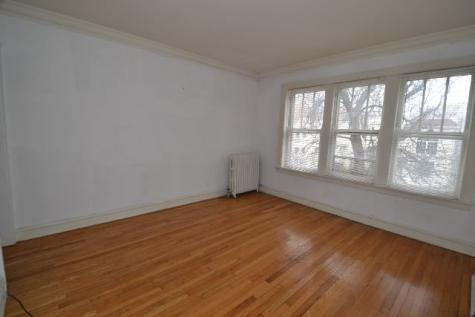 1917 West Winnemac Avenue Chicago IL 60640