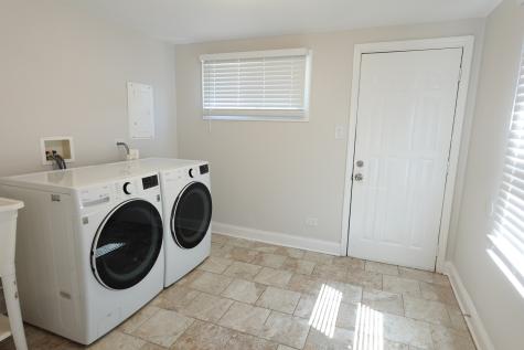 5834 West 89th Place Oak Lawn IL 60453