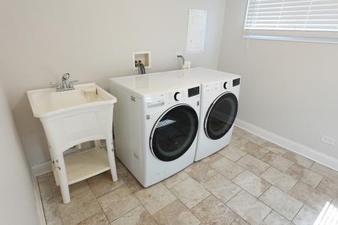 5834 West 89th Place Oak Lawn IL 60453