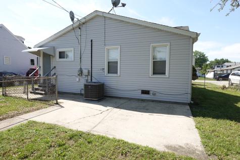 5834 West 89th Place Oak Lawn IL 60453