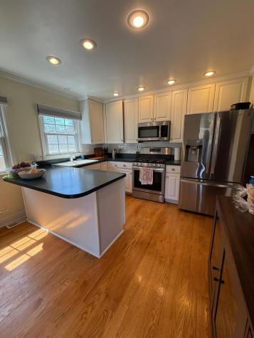 939 Wayne Avenue Deerfield IL 60015