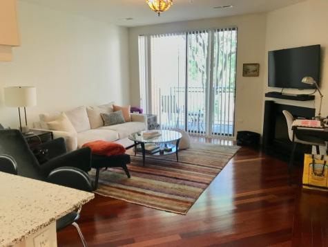 1720 Oak Avenue Evanston IL 60201