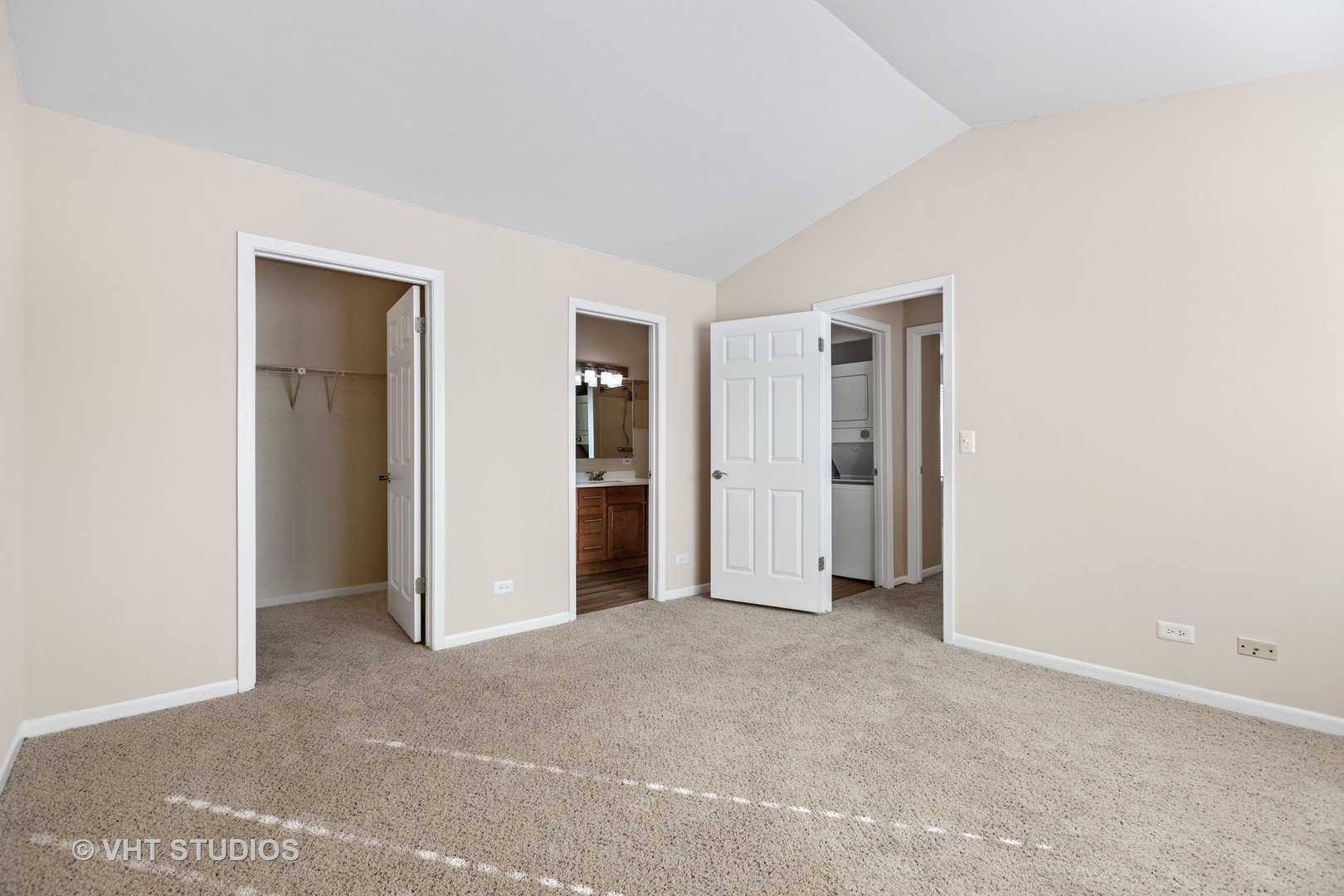 1527 Westminster Drive Naperville IL 60563
