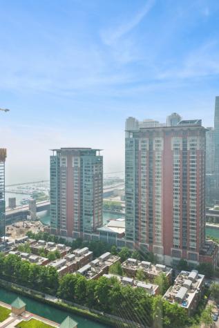 512 North Mcclurg Court Chicago IL 60611