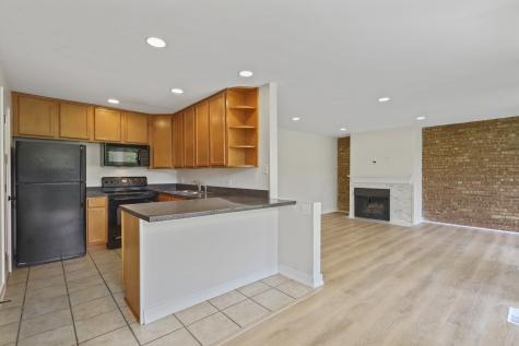 6018 East Lake Drive Lisle IL 60532
