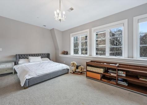 441 West Deming Place Chicago IL 60614