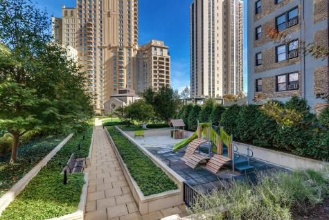 441 West Deming Place Chicago IL 60614