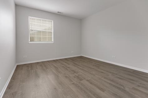 96 Gant Circle Streamwood IL 60107