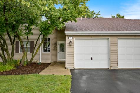 96 Gant Circle Streamwood IL 60107