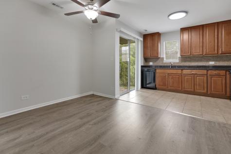 96 Gant Circle Streamwood IL 60107