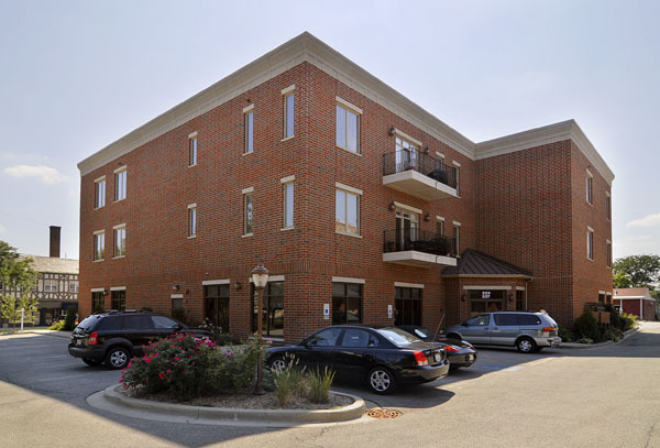 229 South Main Street Lombard IL 60148