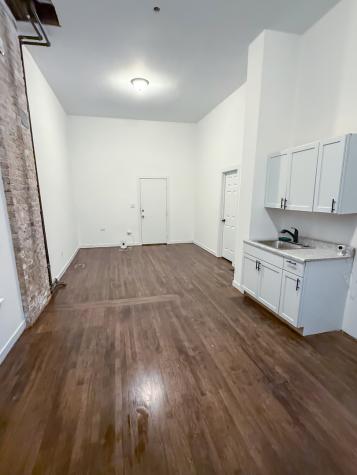 8714 South Commercial Avenue Chicago IL 60617