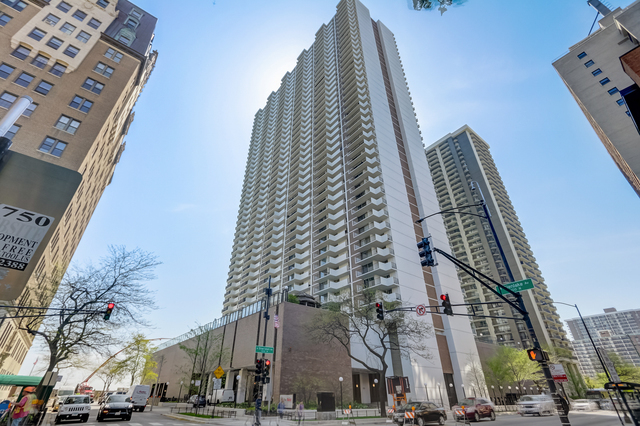 6033 North Sheridan Road Chicago IL 60660