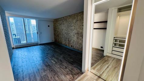 6033 North Sheridan Road Chicago IL 60660