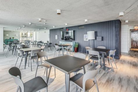 6033 North Sheridan Road Chicago IL 60660