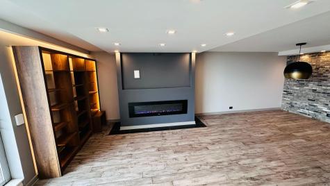 6033 North Sheridan Road Chicago IL 60660