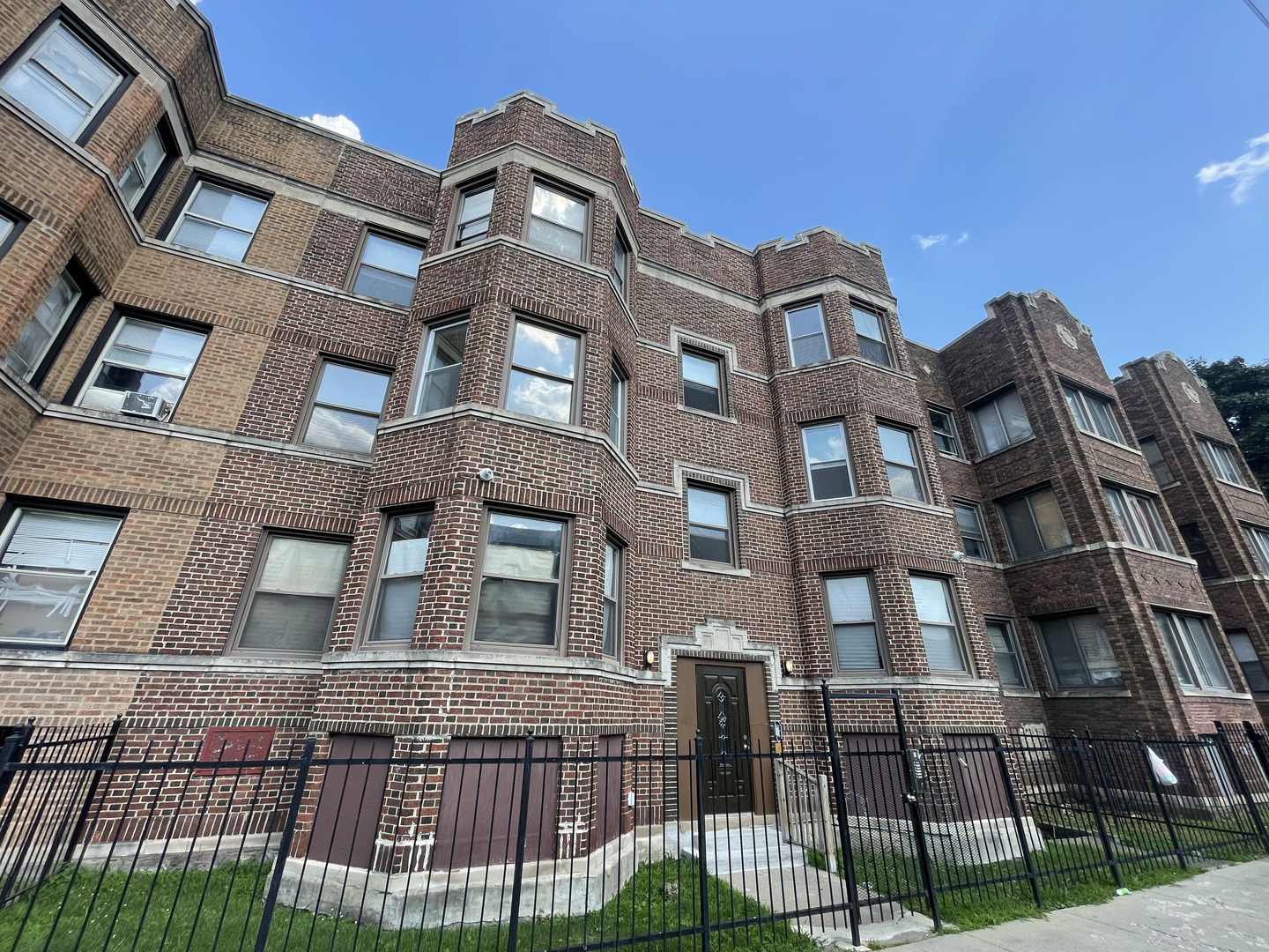 7123 South Merrill Avenue Chicago IL 60649