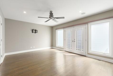 1657 West Erie Street Chicago IL 60622