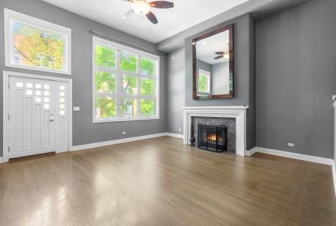 1657 West Erie Street Chicago IL 60622