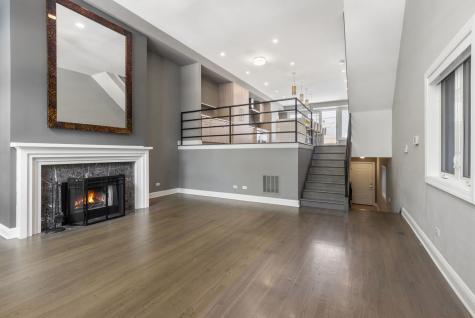 1657 West Erie Street Chicago IL 60622