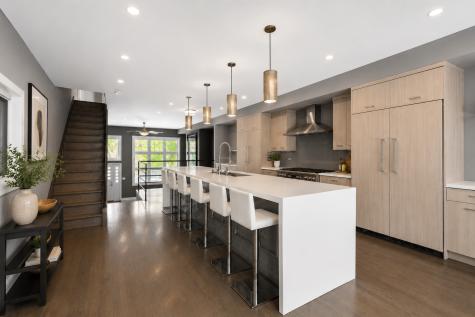 1657 West Erie Street Chicago IL 60622