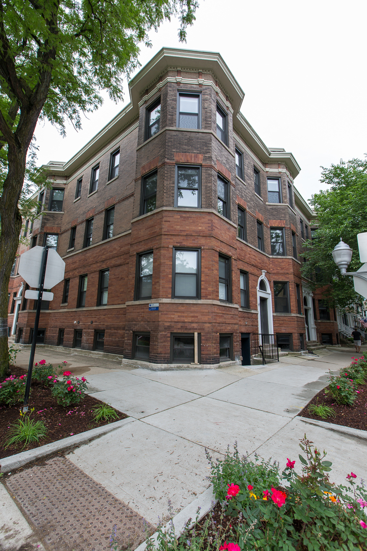 1101 West George Street Chicago IL 60657