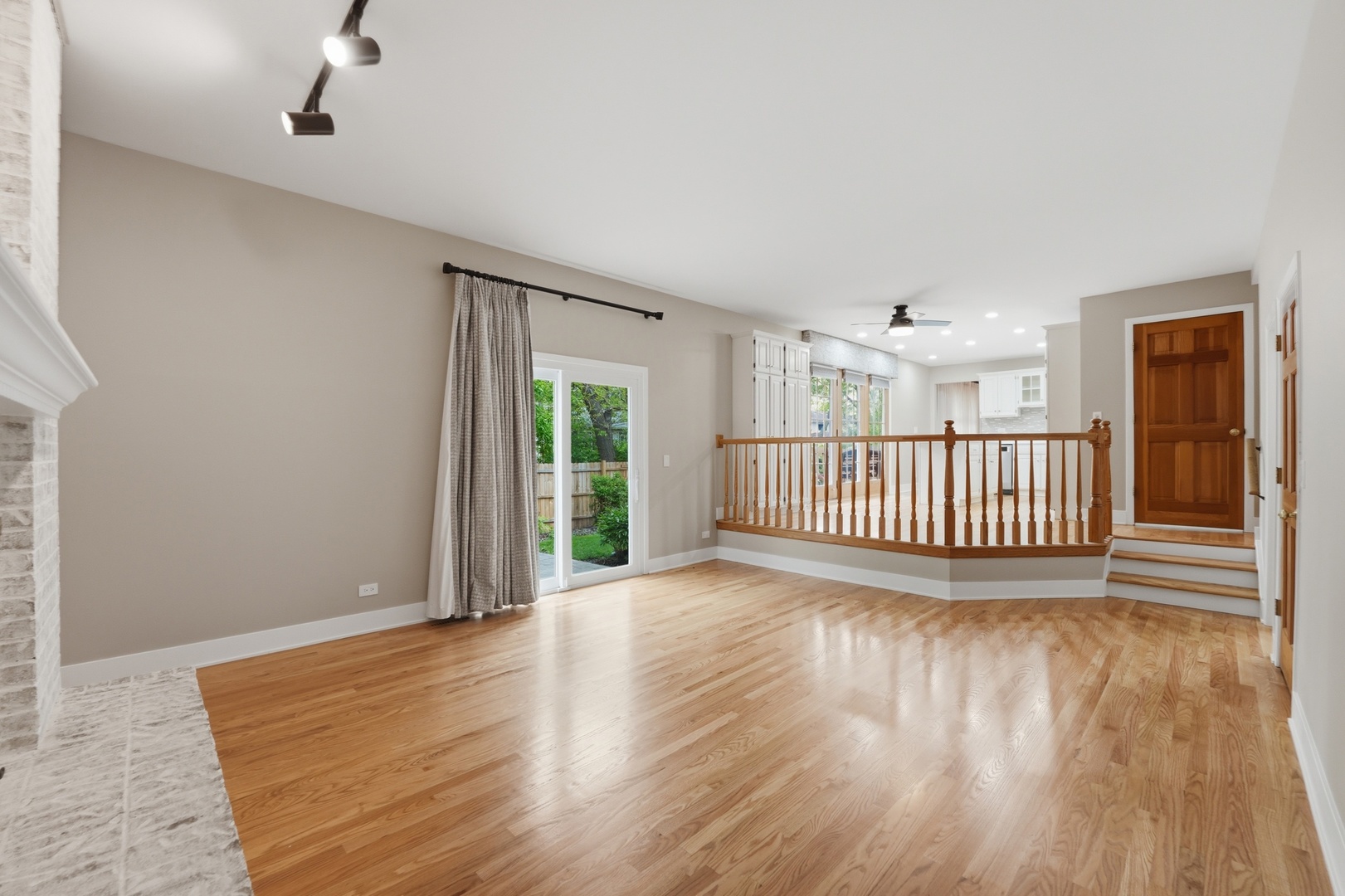 4452 Burgundy Place Lisle IL 60532