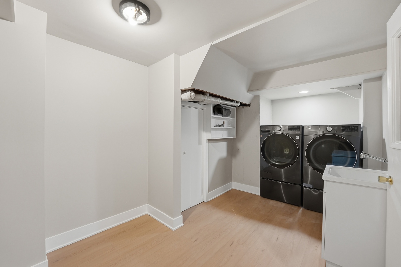 4452 Burgundy Place Lisle IL 60532